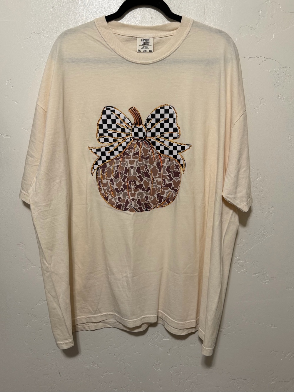 Comfort Colors Coquette Bow and Camo Tee - 3X